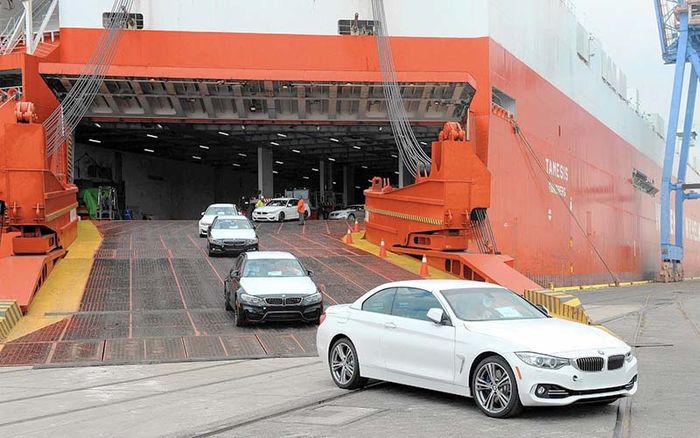 چرا با وجود کمبود عرضه سراغ واردات خودرو نمی‌رویم - گسترش نیوز 99/3/20