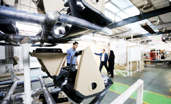 توزیع رانت در قالب واردات خودرو - روزنامه صمت 1400/03/17