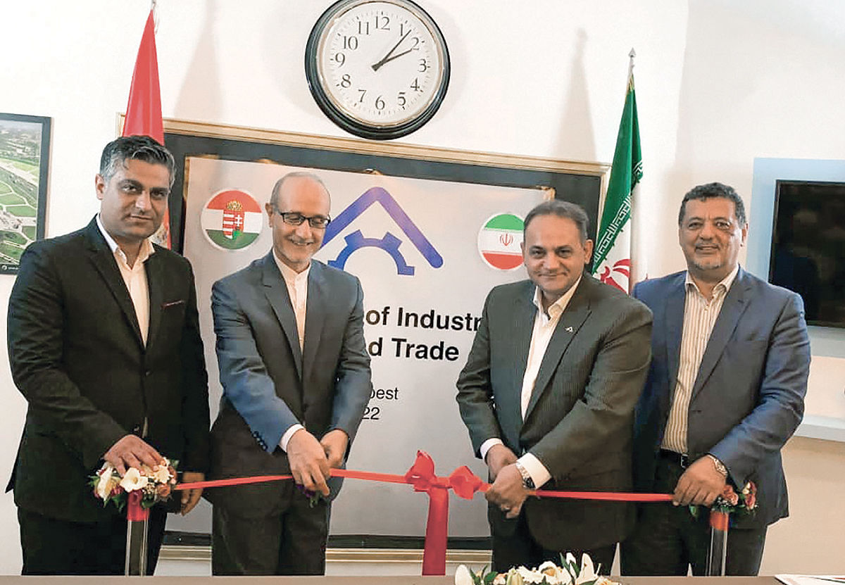 راه‌اندازی دفتر تجاری خانه صمت ایران در مجارستان - فردای اقتصاد  1401/06/04