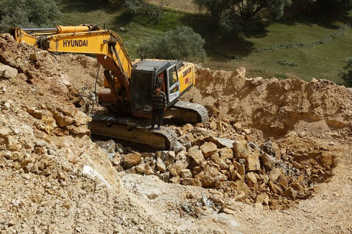 سیکل معیوب مزایده های معدنی - دنیای معدن  1401/08/03