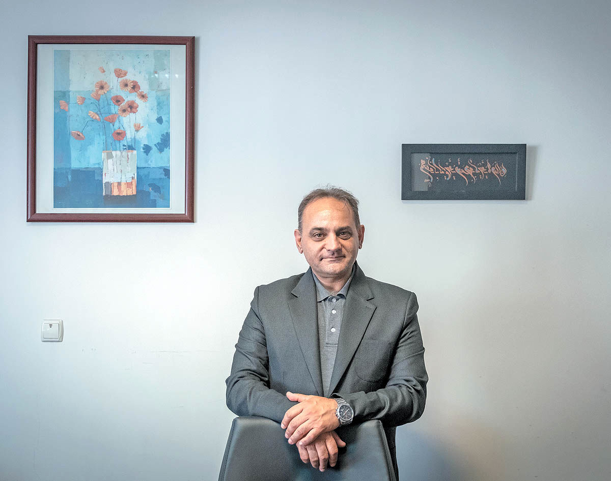 معدنی‌ها در مضیقه ماشین‌آلات - دنیای اقتصاد  1402/06/04