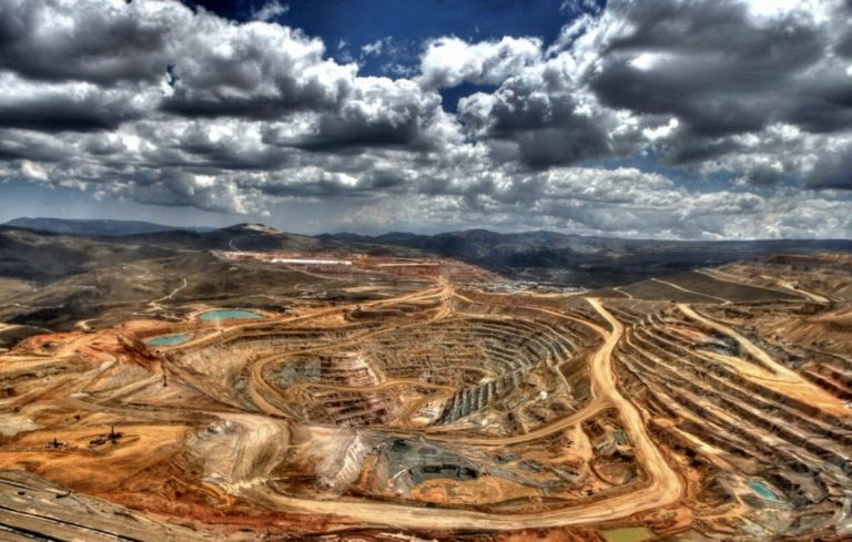 صنعت معدن ایران؛ از خودکفایی تا چالش‌های توسعه - اقتصاد ملت  1403/11/21