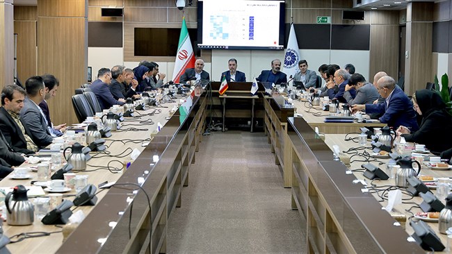 سند استراتژی توسعه صنعتی با هدف قرار گرفتن در زنجیره ارزش جهانی تدوین شود - اتاق ایران آنلاین 1403/04/02